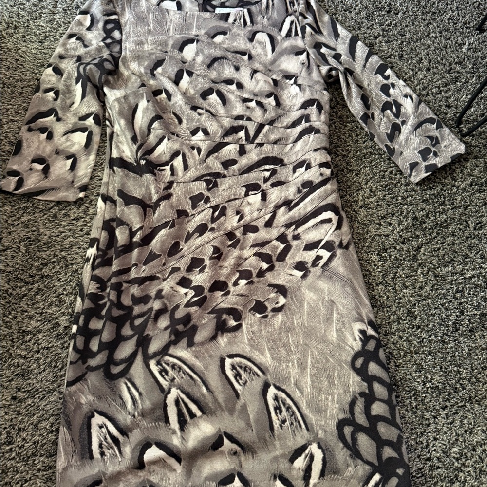 Elegant Gray Patterned Dress